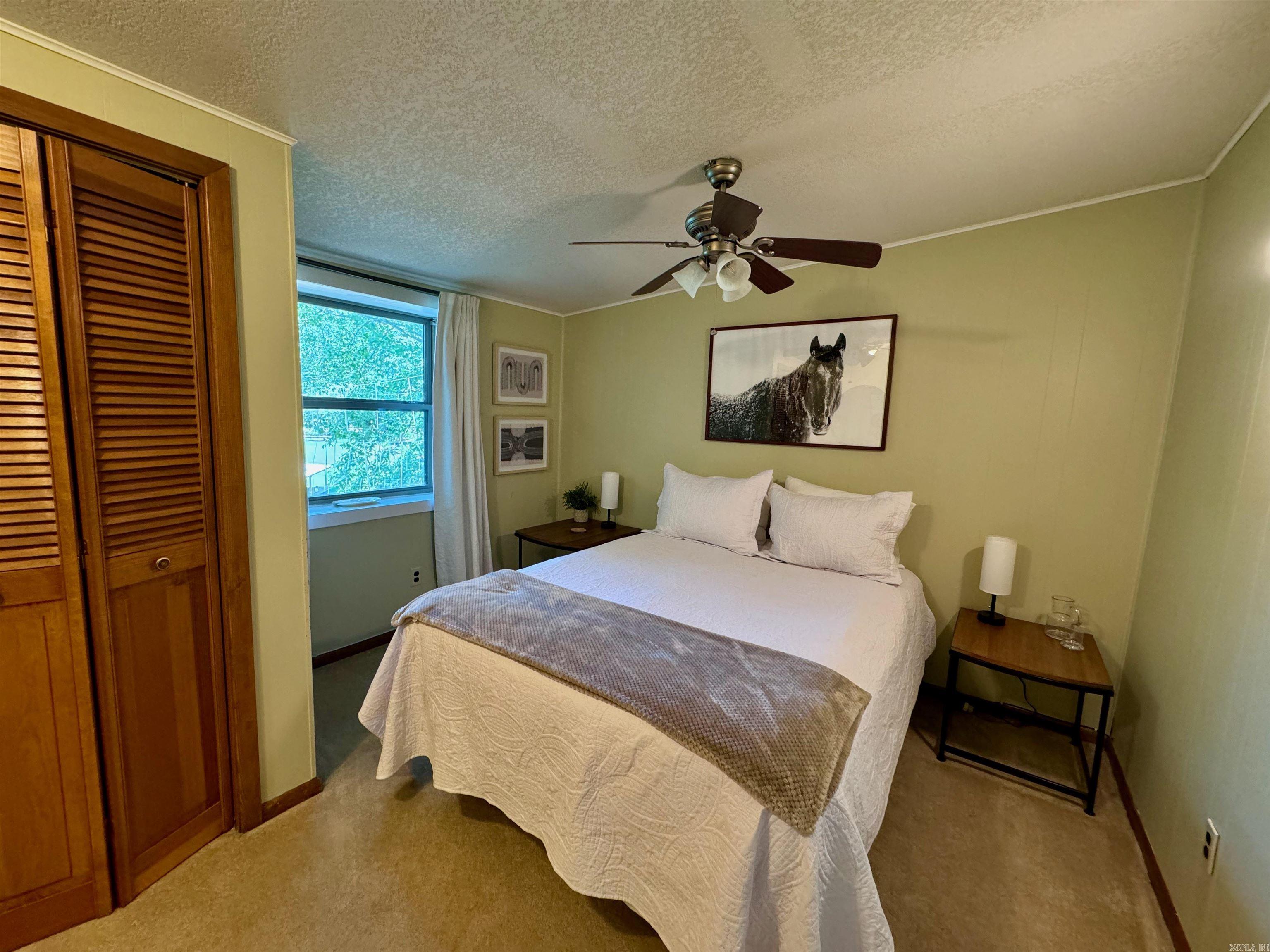 ARROWHEAD LAKE ESTATES - Residential