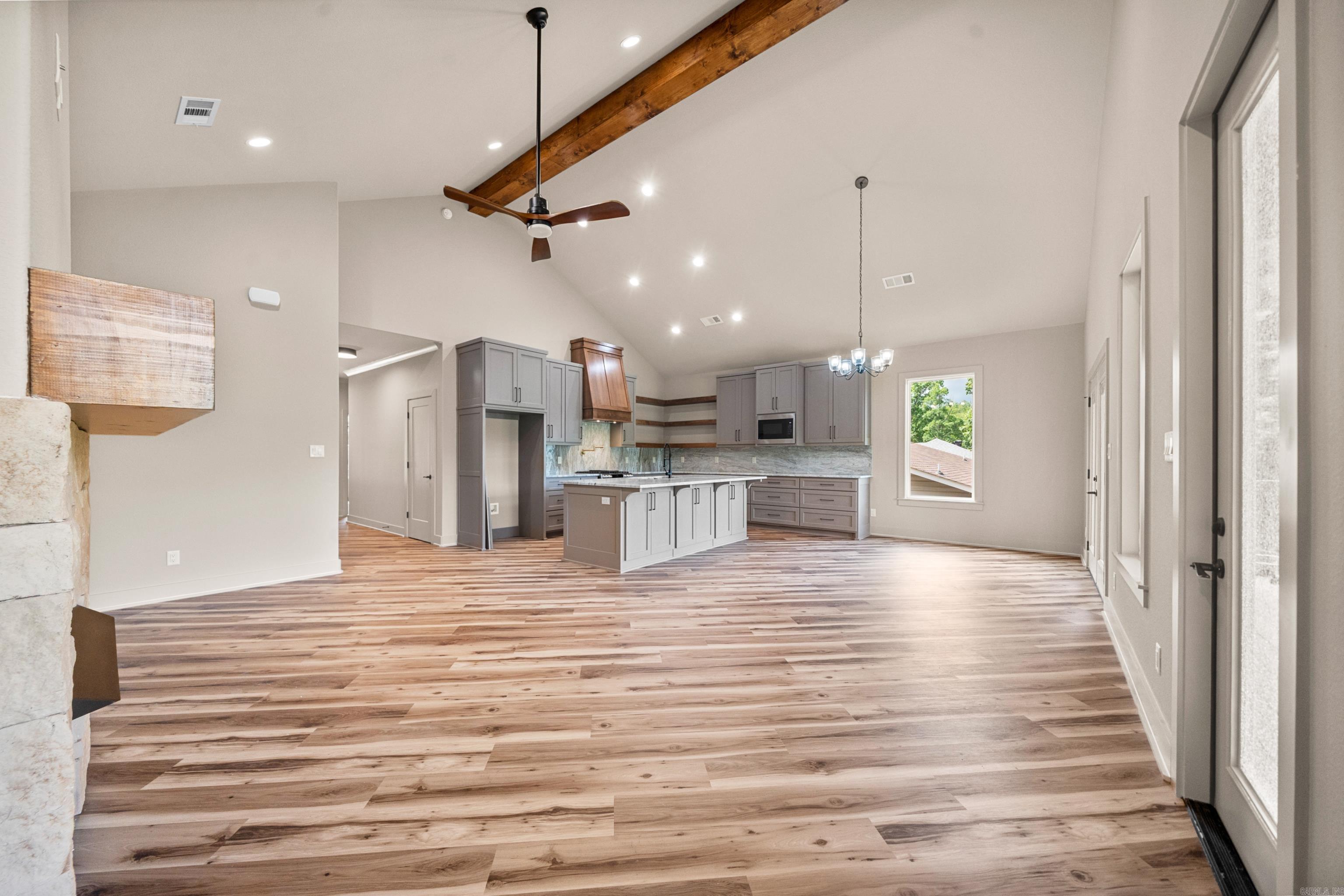 BERROWS, LAKE HAMILTON - Residential