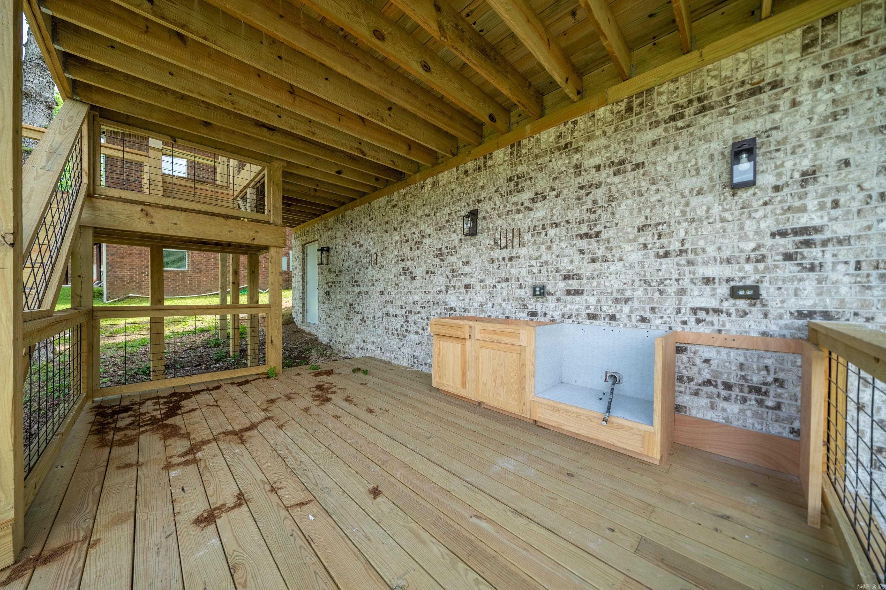BERROWS, LAKE HAMILTON - Residential