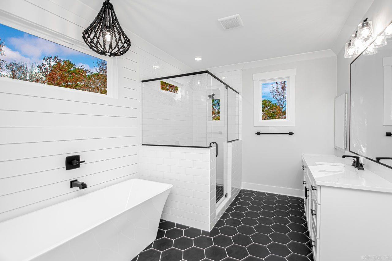 HAZEL OAK - Residential