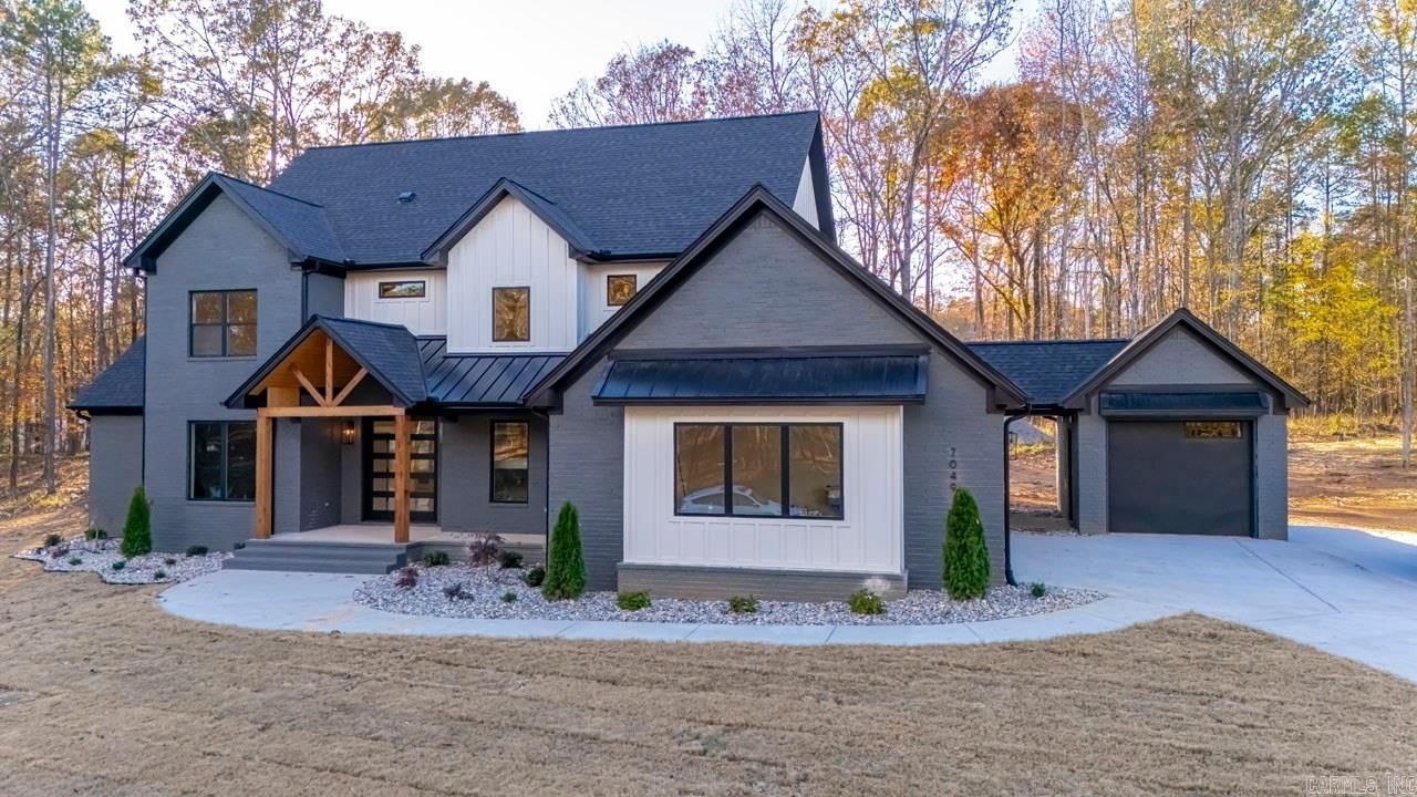 HAZEL OAK - Residential