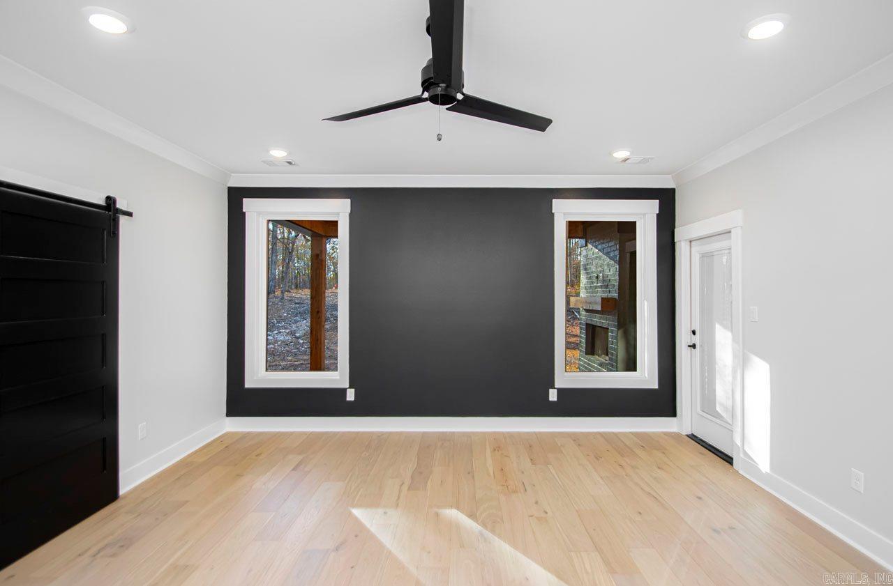 HAZEL OAK - Residential