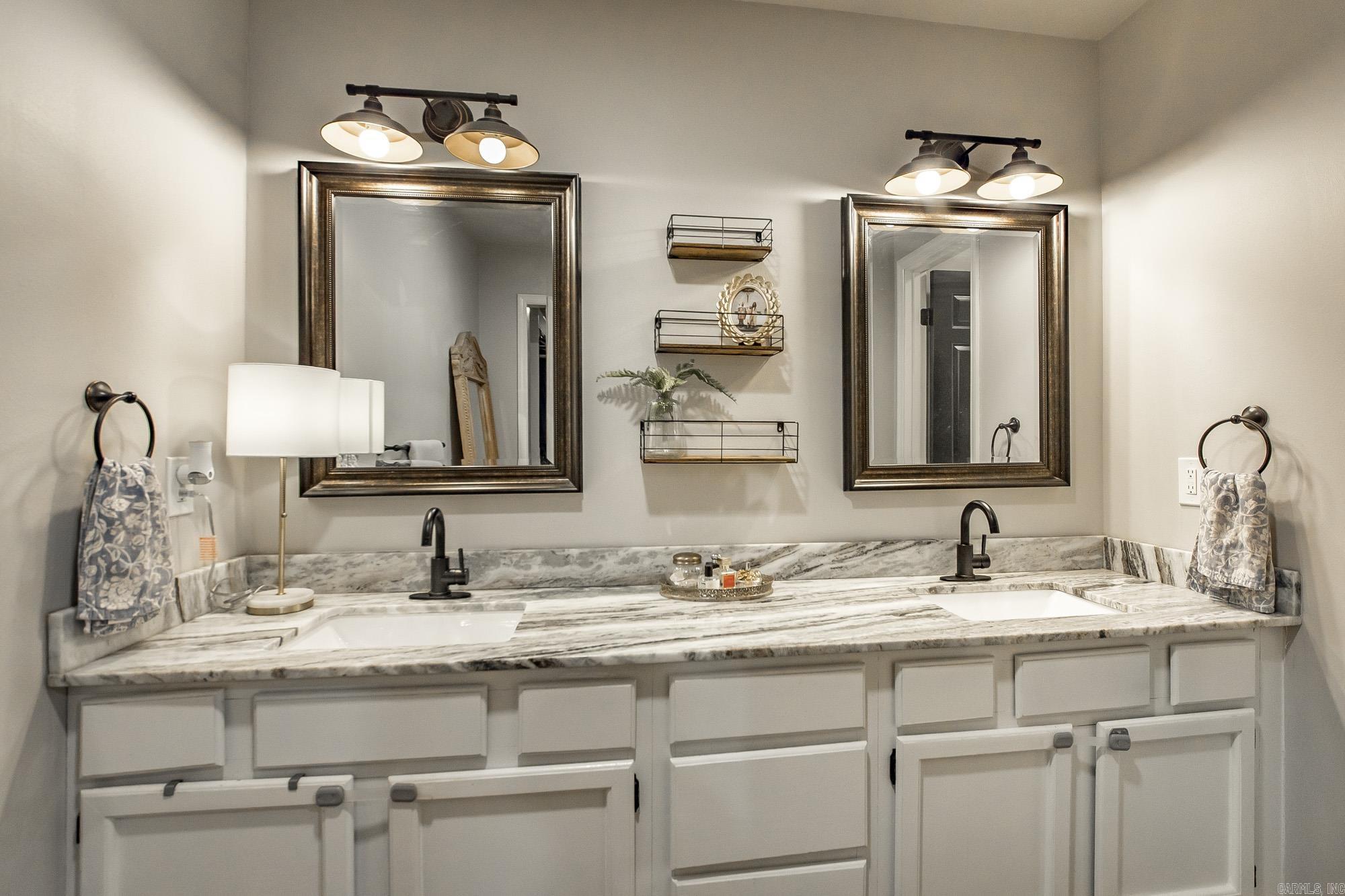 ST CHARLES ADDN - Residential