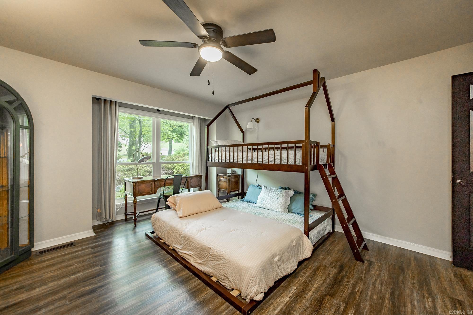 ST CHARLES ADDN - Residential