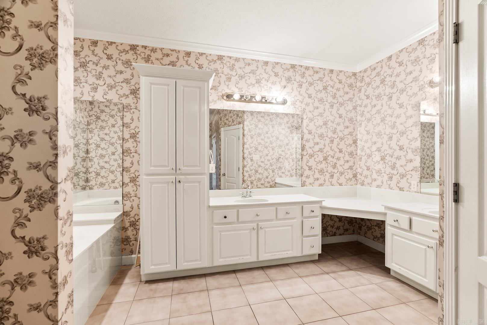 Quail Hollow - Residential