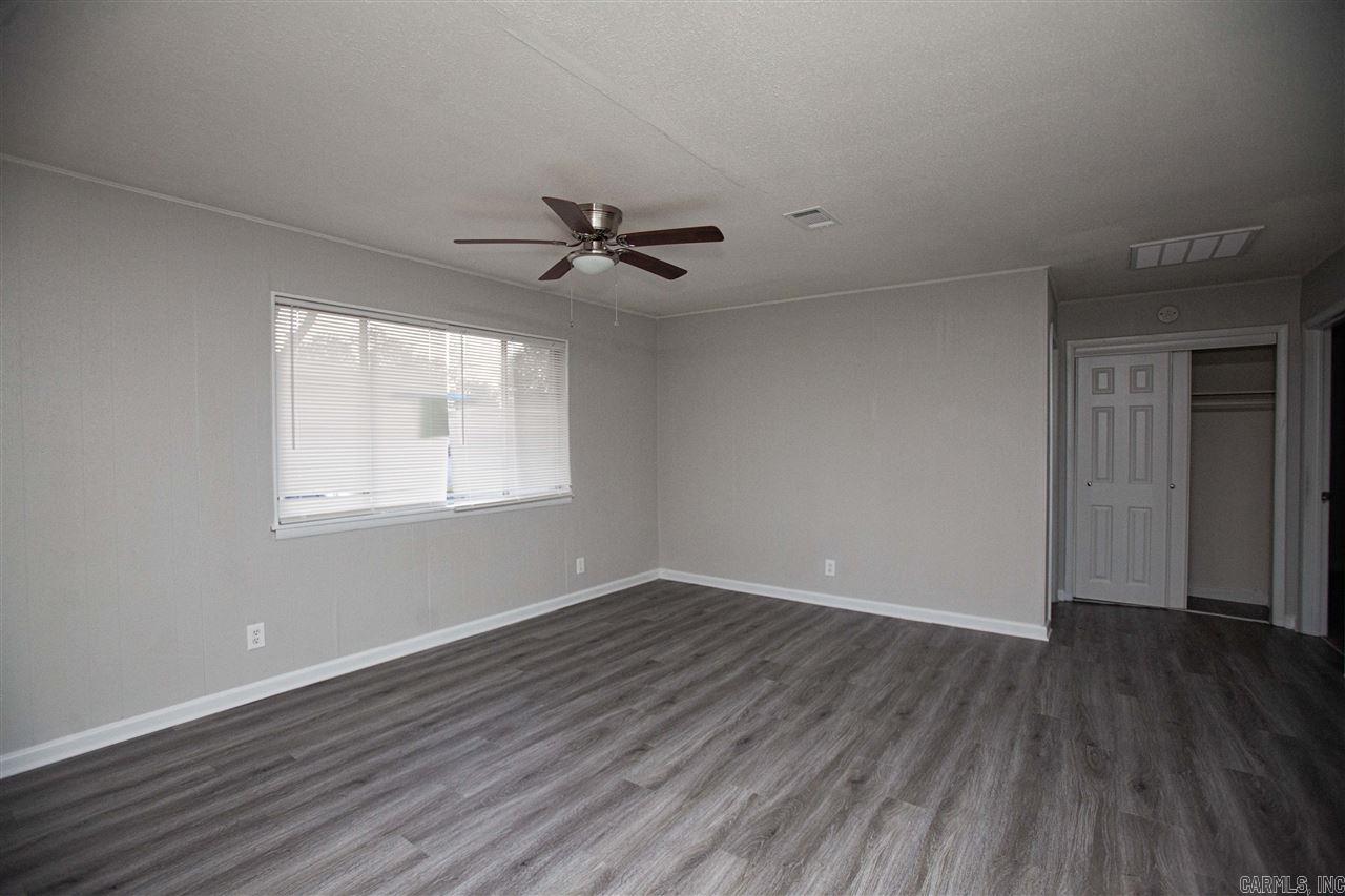 Poes - Residential Lease