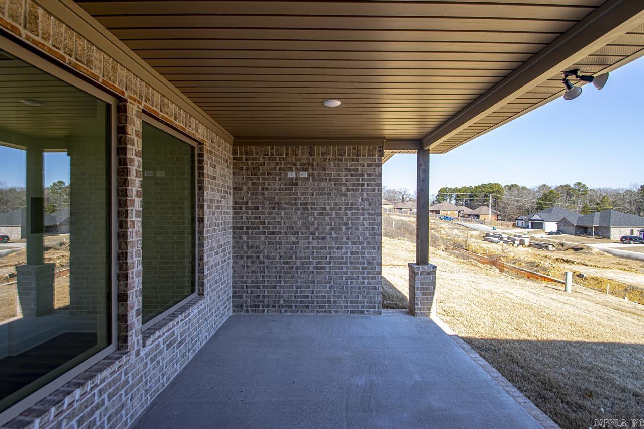 NORTHSHORE RIDGE - Residential