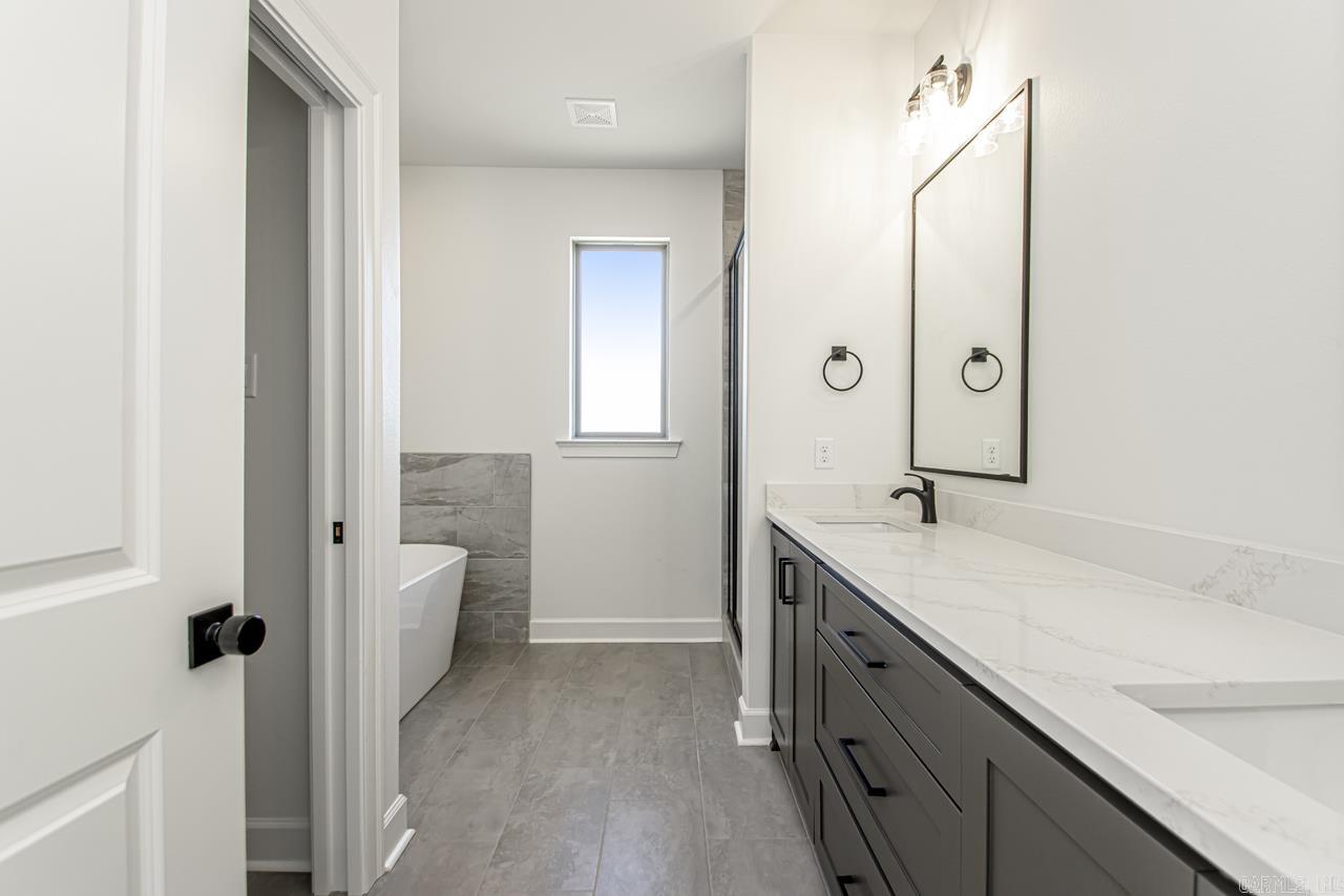 NORTHSHORE RIDGE - Residential