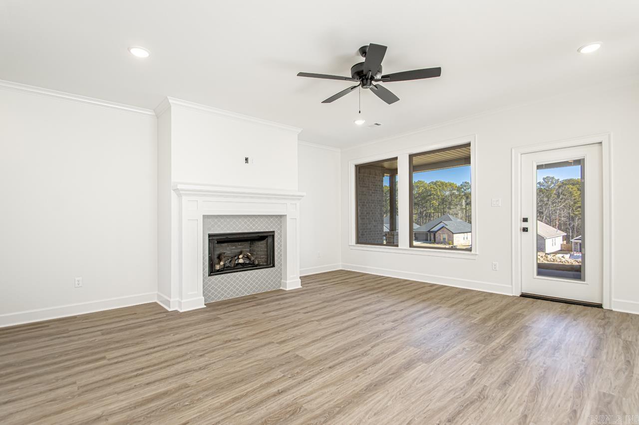 NORTHSHORE RIDGE - Residential