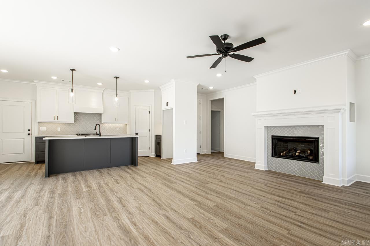 NORTHSHORE RIDGE - Residential