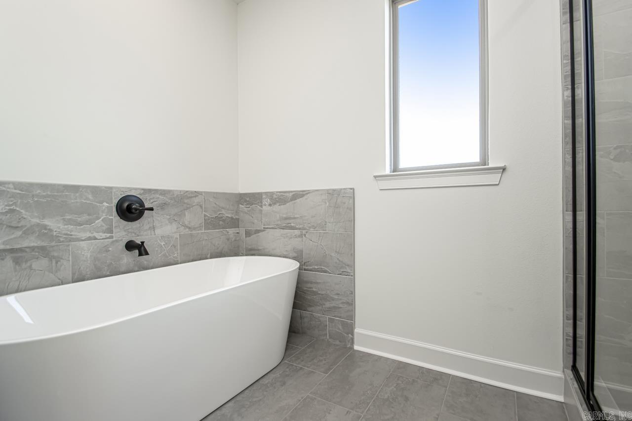 NORTHSHORE RIDGE - Residential