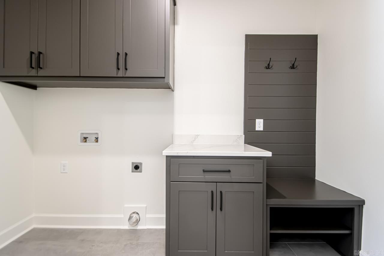 NORTHSHORE RIDGE - Residential