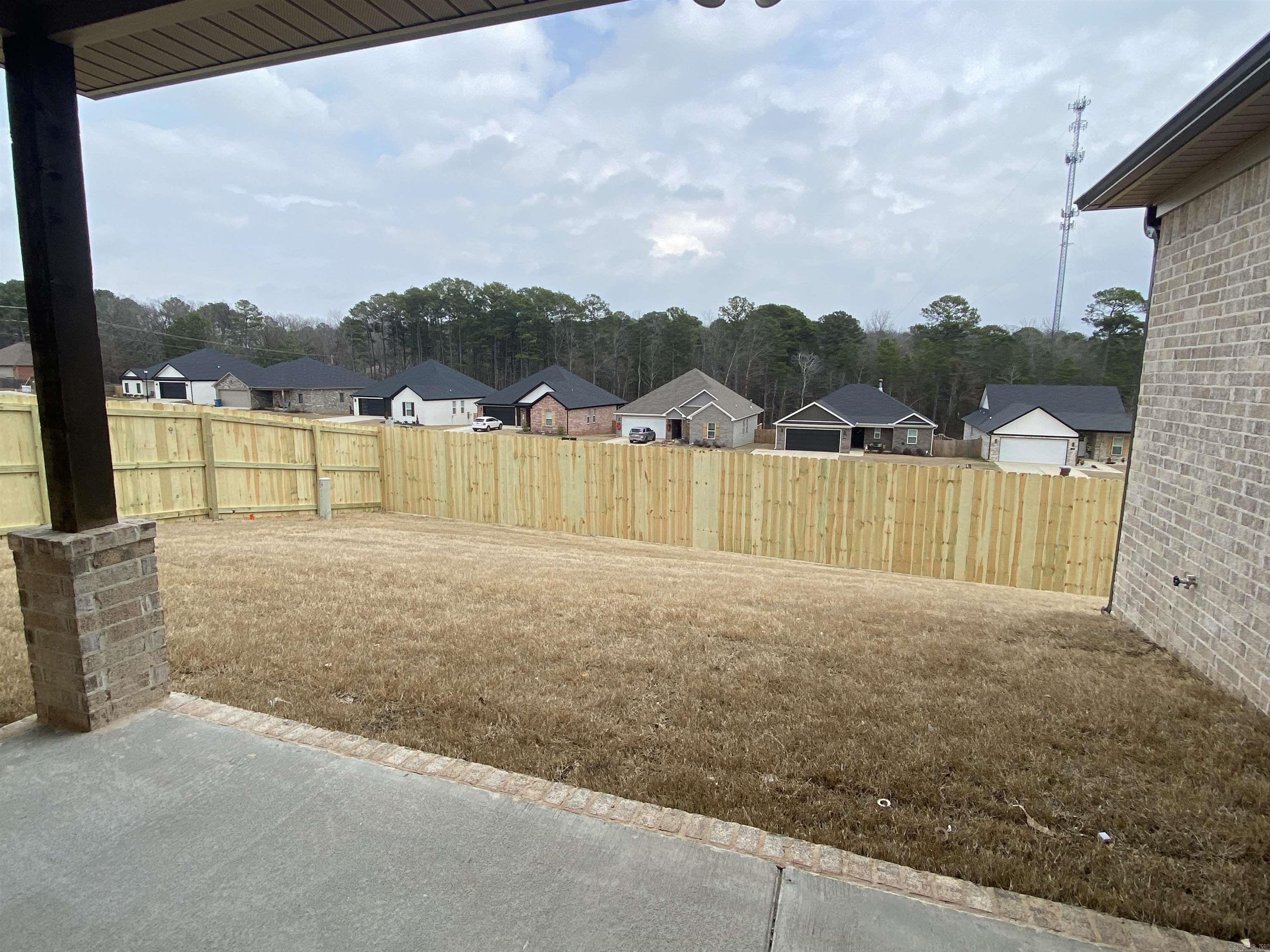 NORTHSHORE RIDGE - Residential