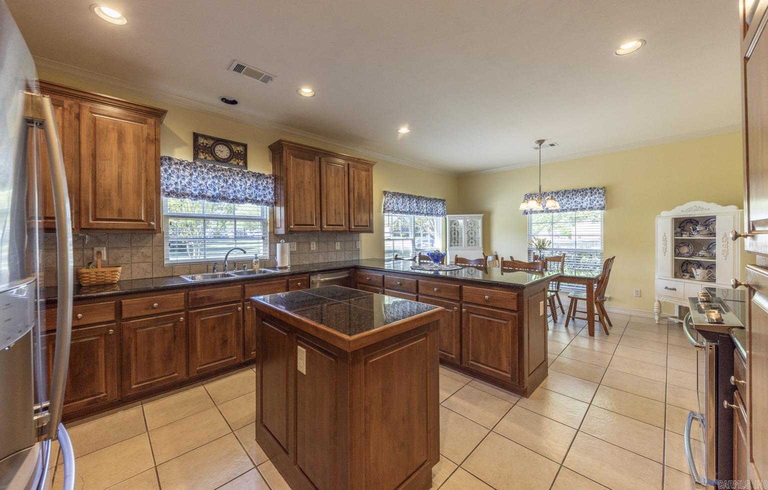 WESTPOINTE - Residential