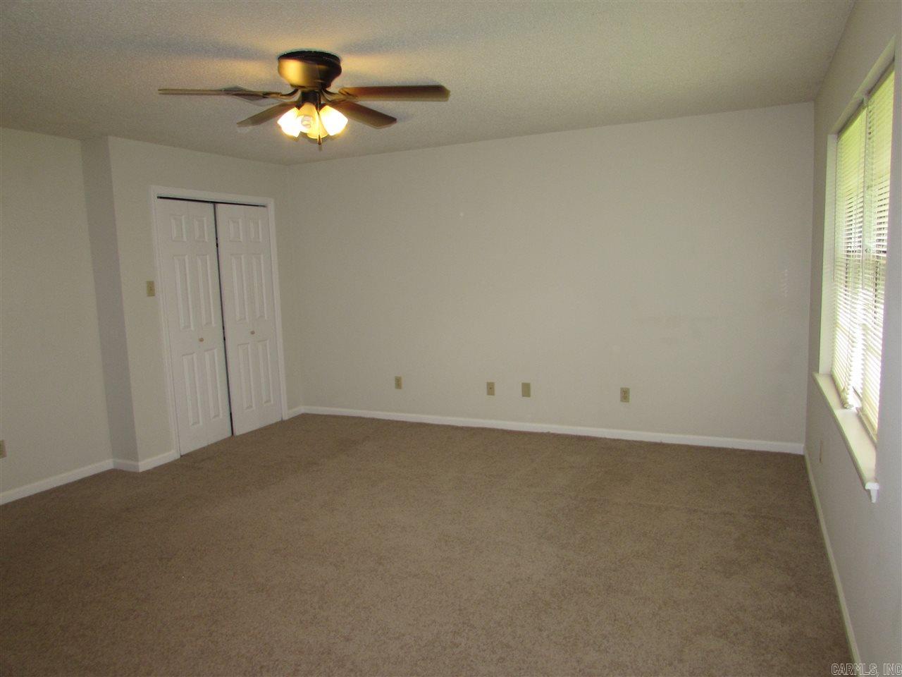 PINE GROVE - Residential