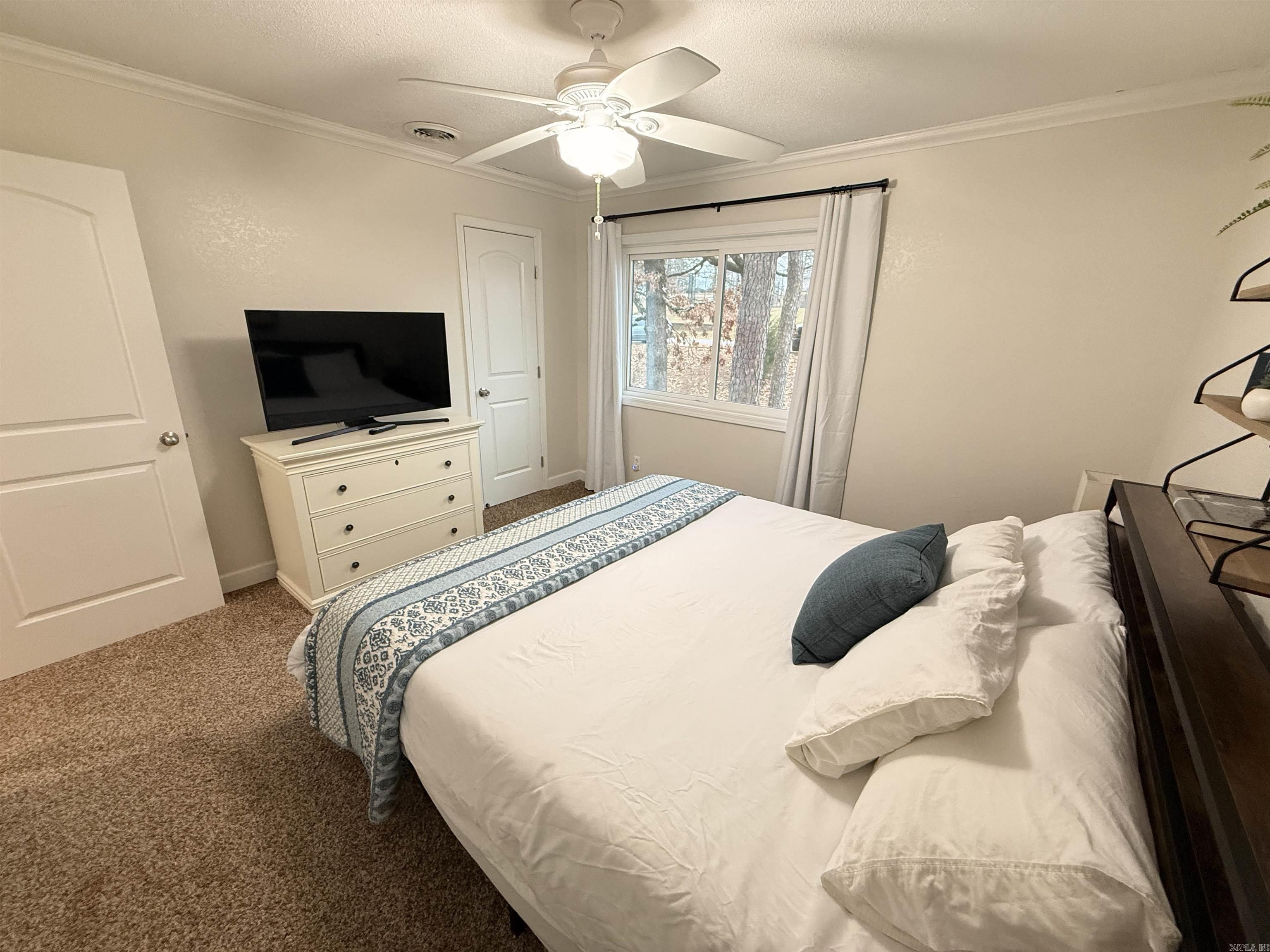 CHELSEA GLADE CONDO - Residential