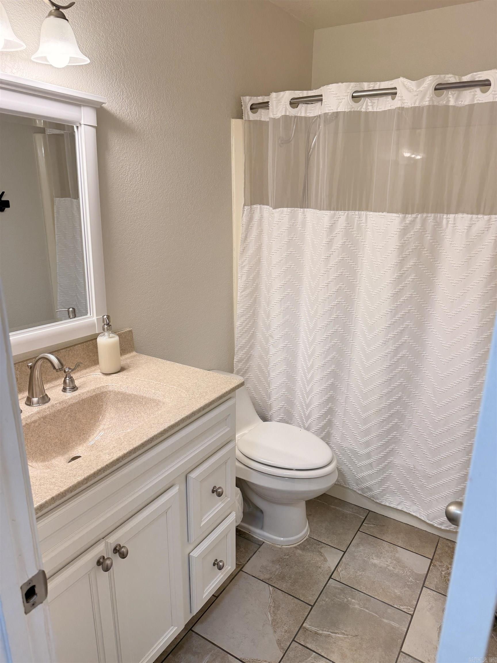 CHELSEA GLADE CONDO - Residential