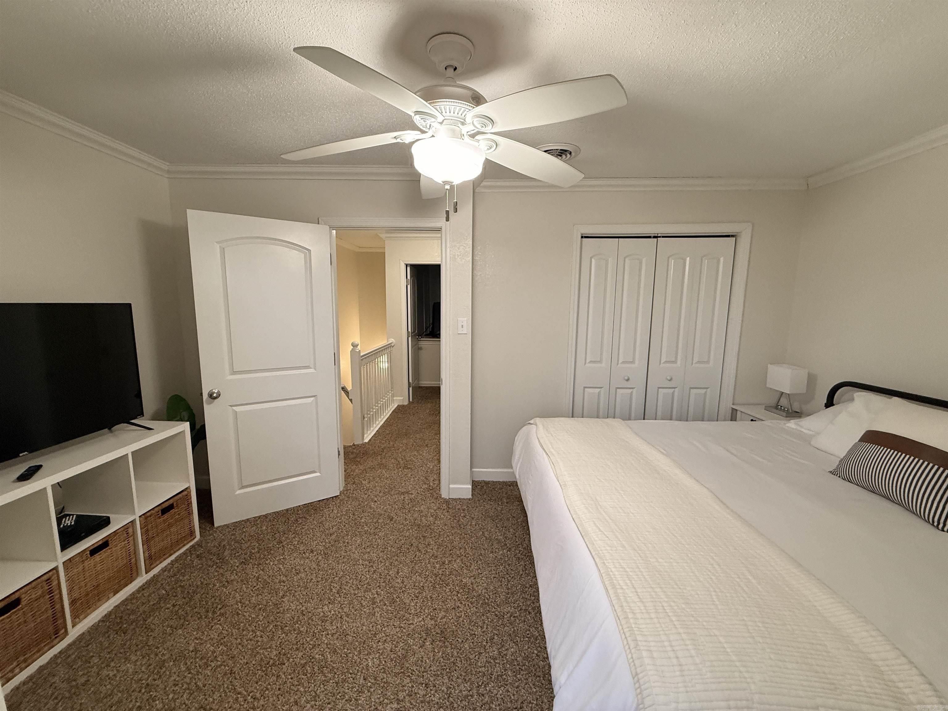 CHELSEA GLADE CONDO - Residential