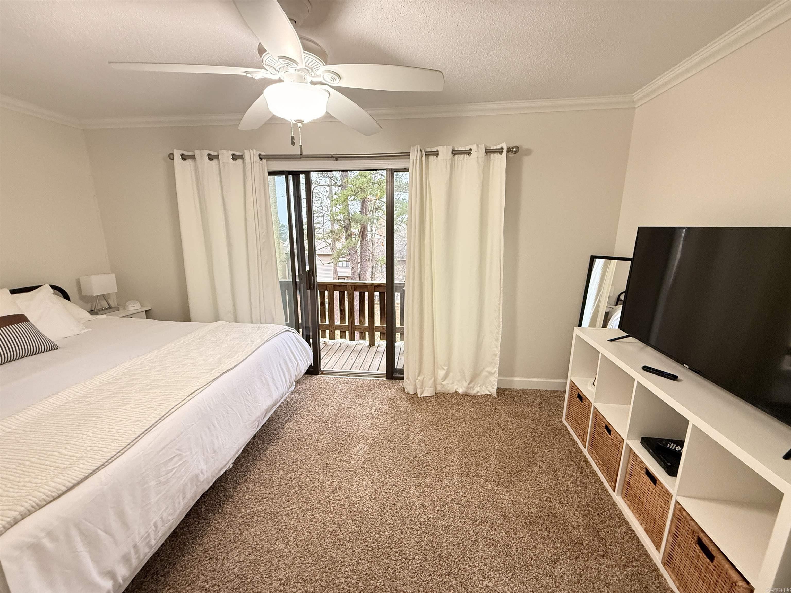 CHELSEA GLADE CONDO - Residential