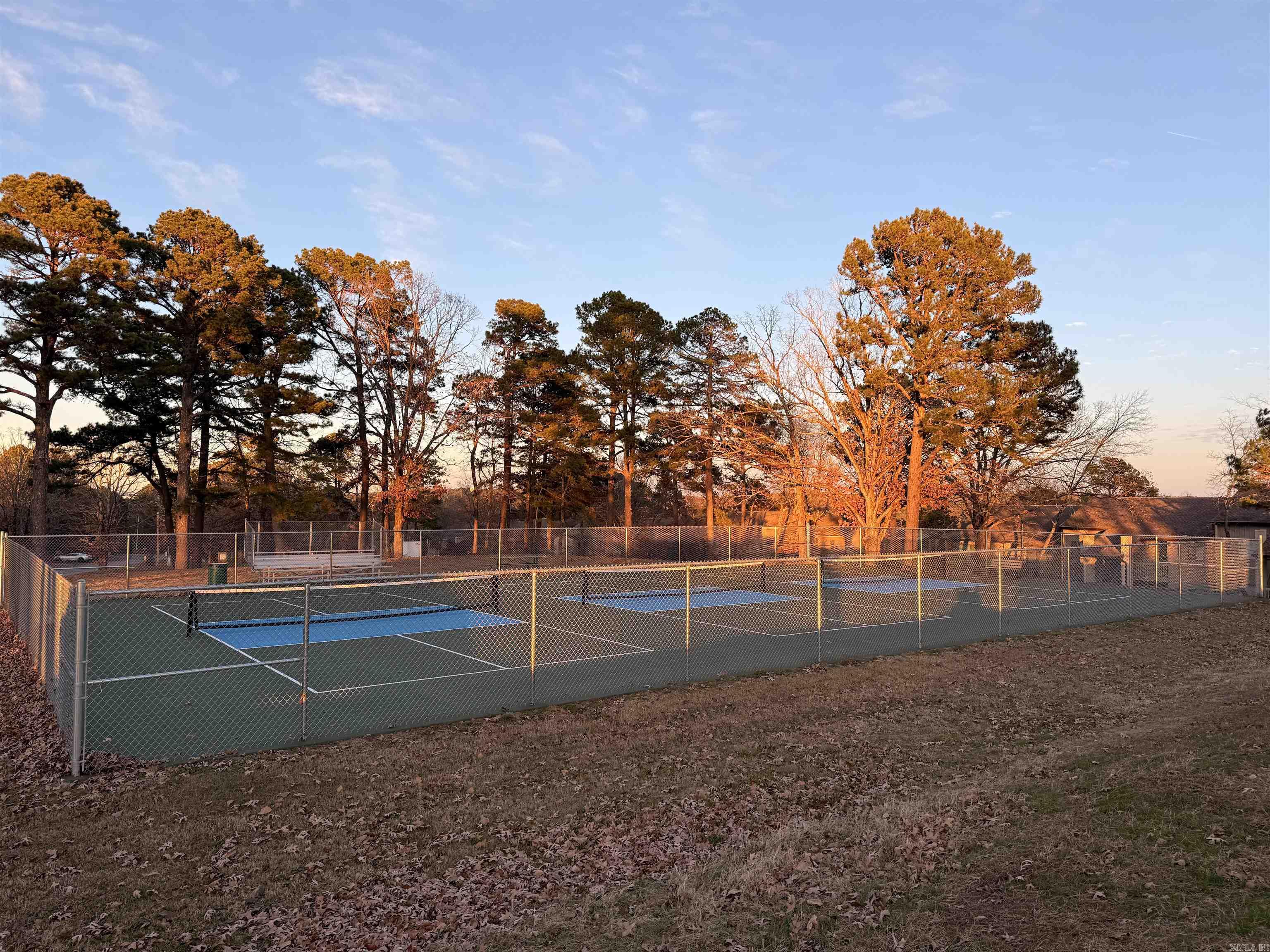 CHELSEA GLADE CONDO - Residential