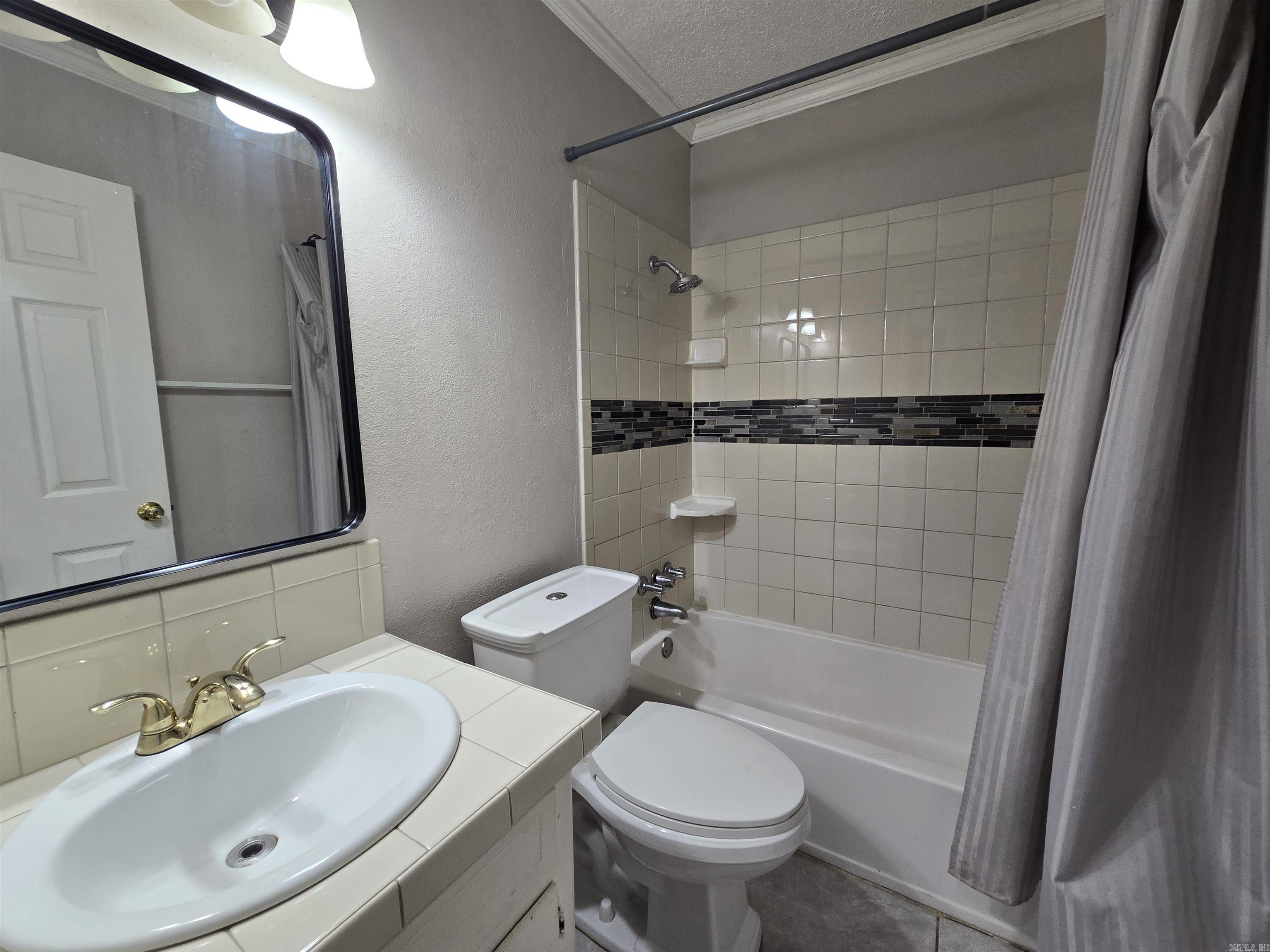 BROOKWOOD ADDN - Residential