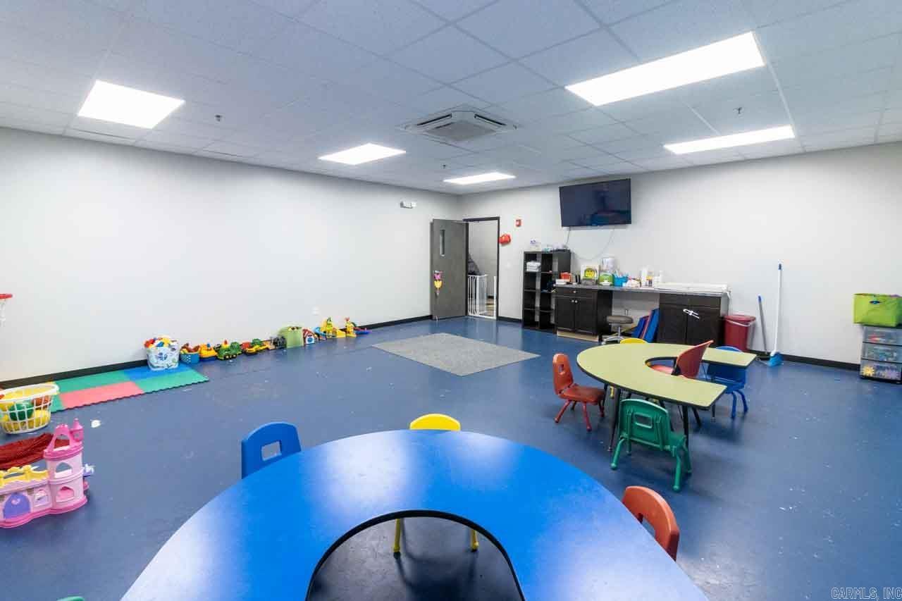 Cabot City Area - Commercial Sale