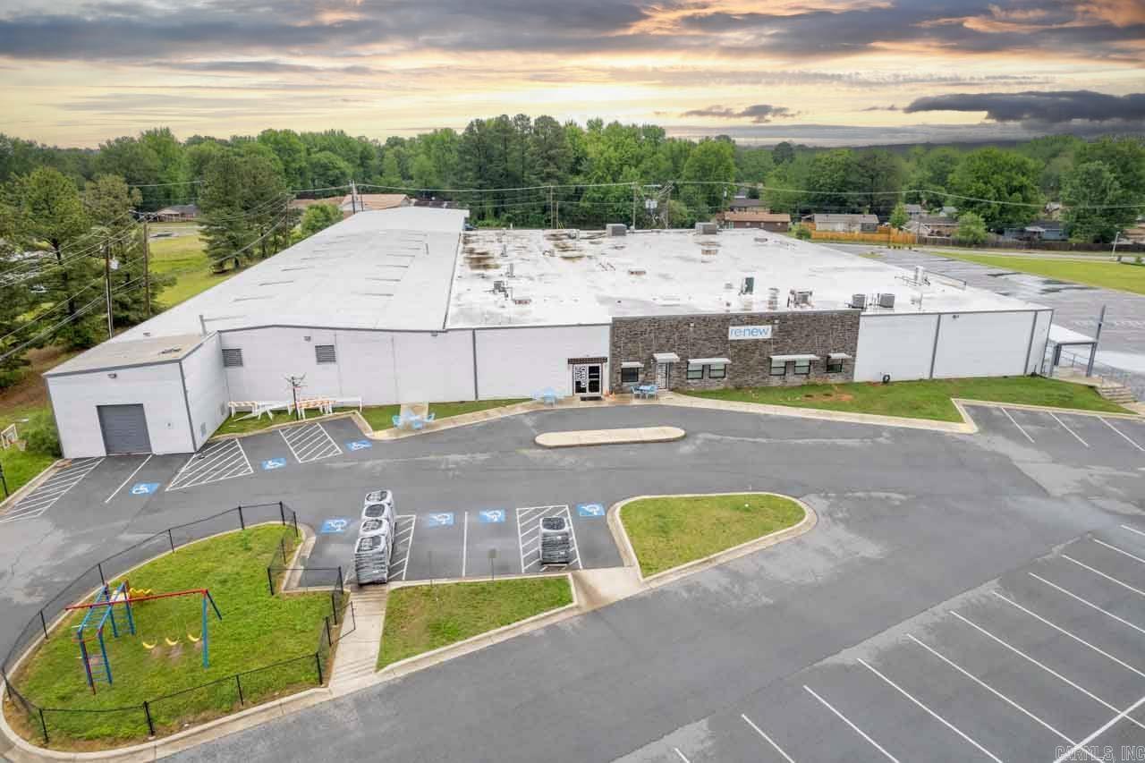 Cabot City Area - Commercial Sale