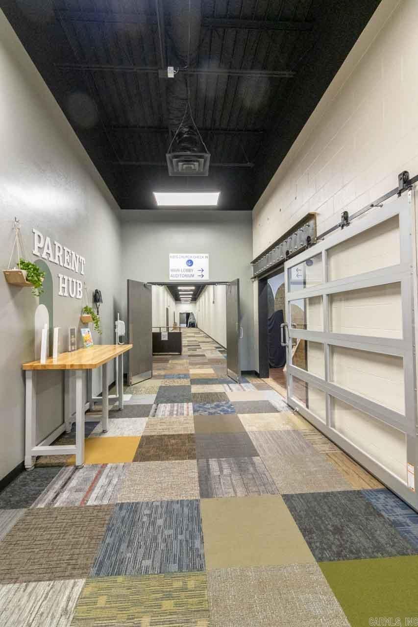 Cabot City Area - Commercial Sale