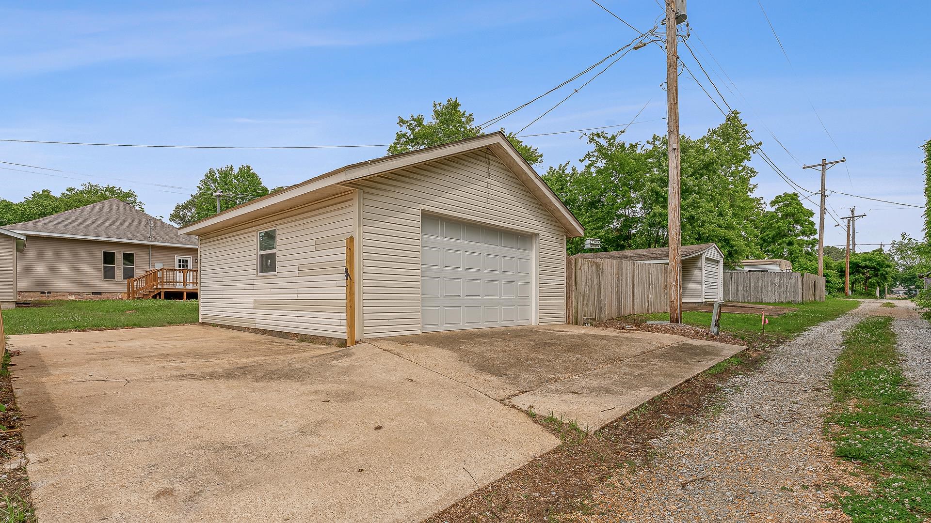 Pruetts 3rd - Residential