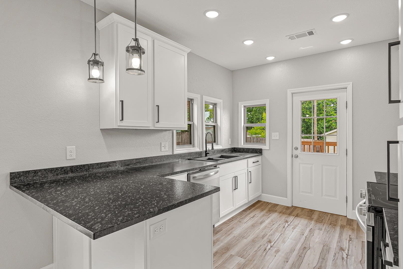 Pruetts 3rd - Residential