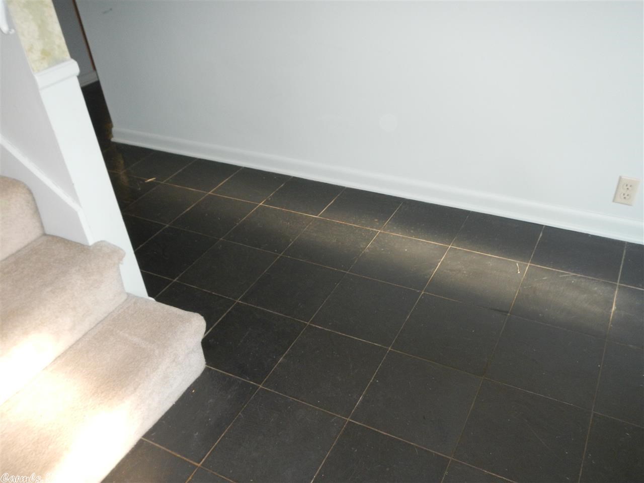 LEAWOOD MANOR - Residential