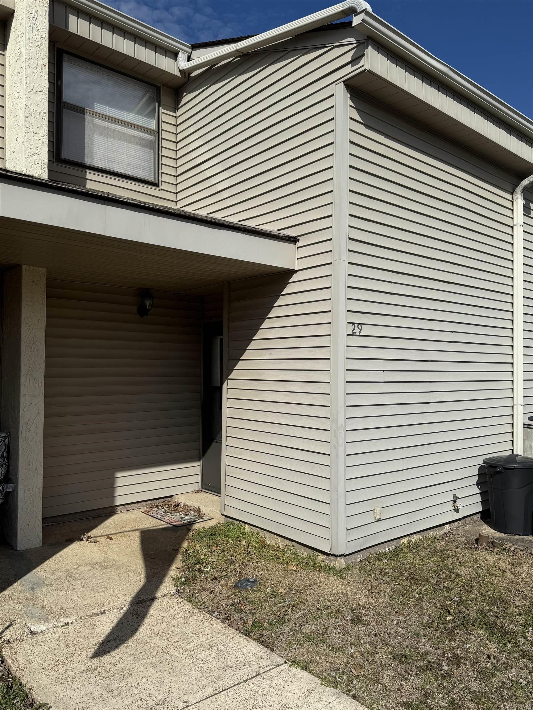 LAKEWOOD HILLS CONDO - Residential