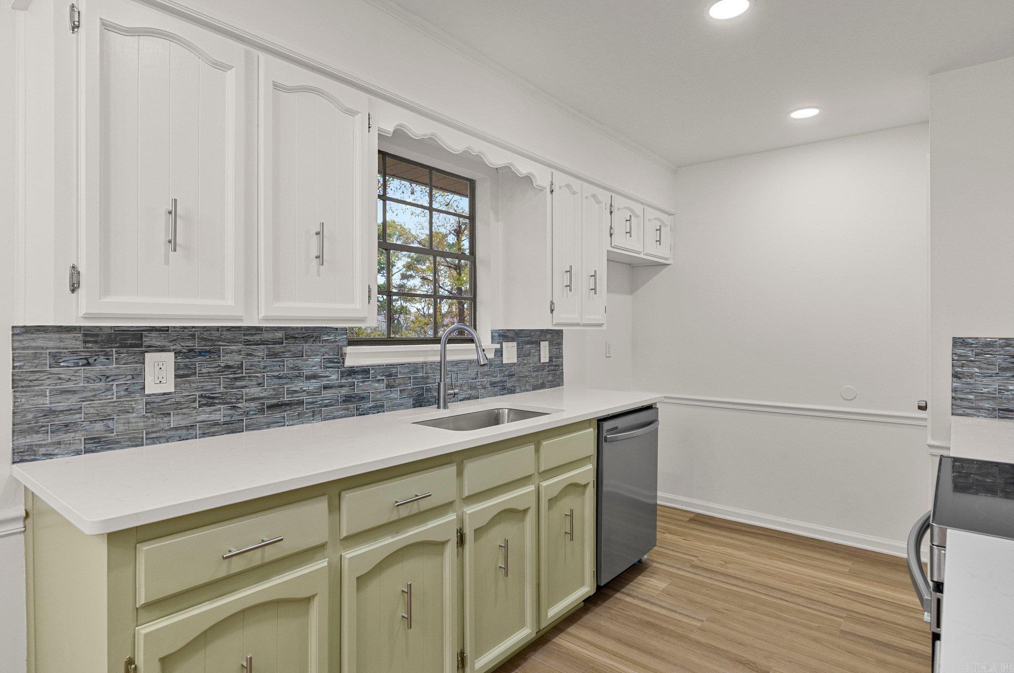 PLEASANT VIEW - Residential