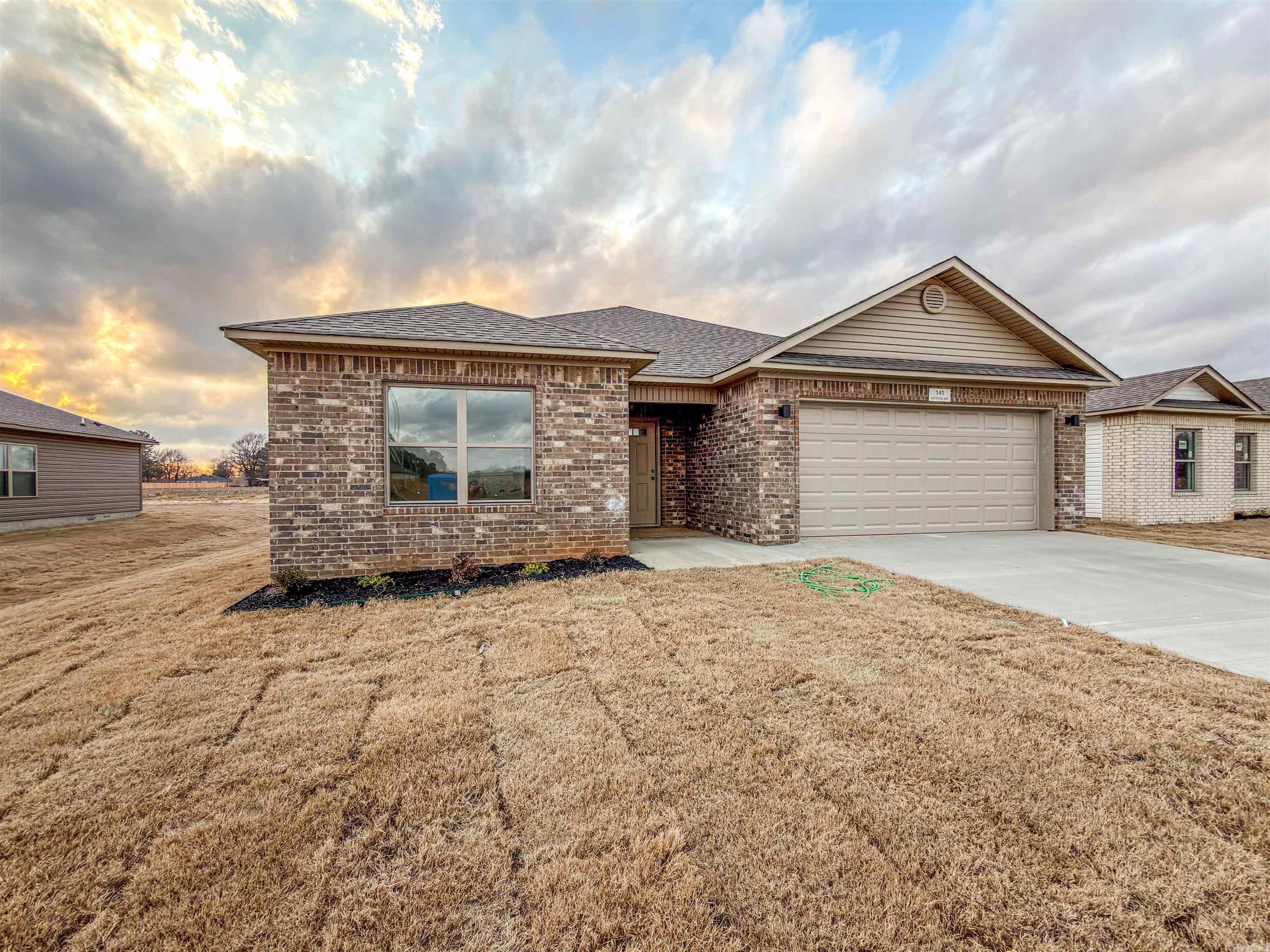 LAKEWOOD - Residential