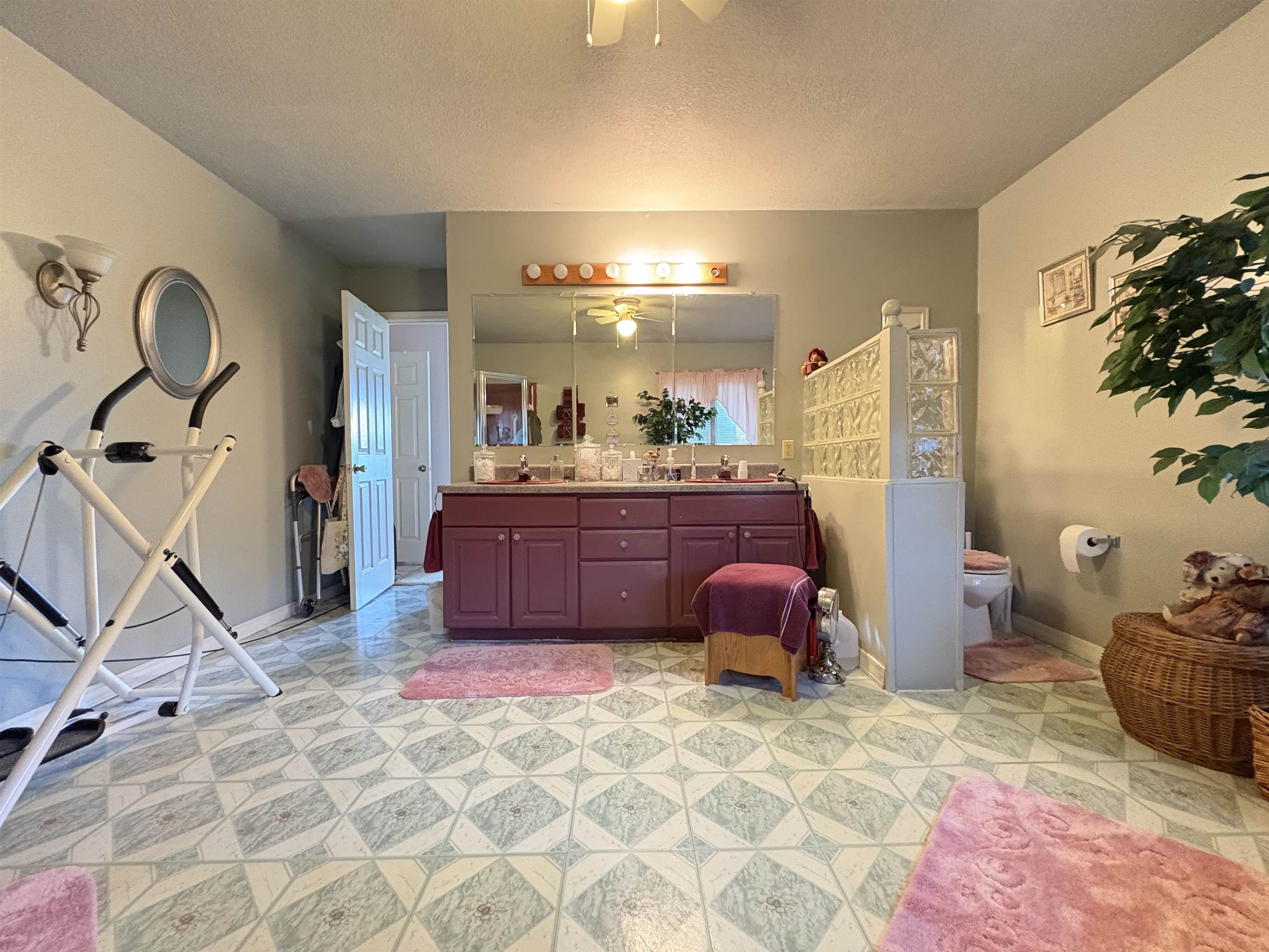 GSCHWEND ADDN - Residential