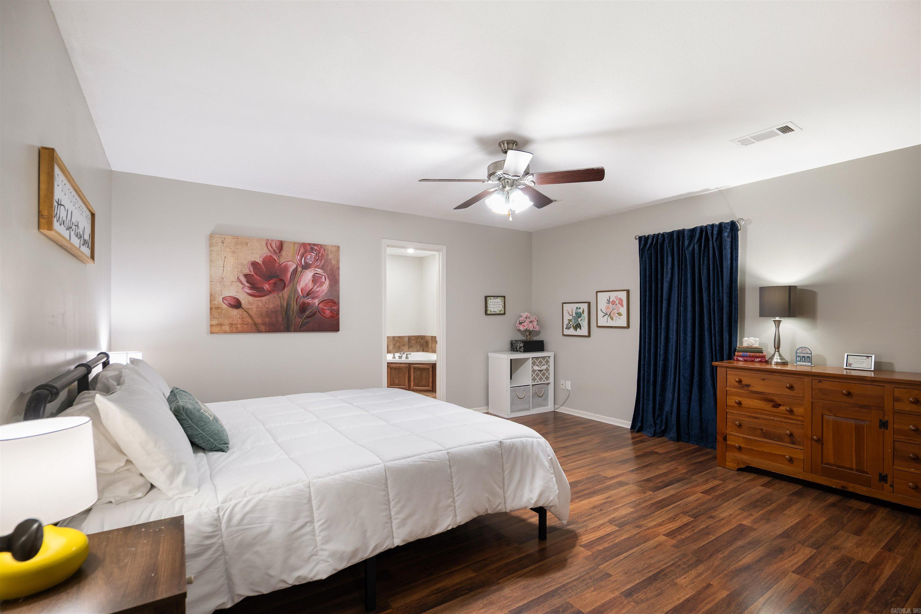 WINDSOR LANDING - Residential