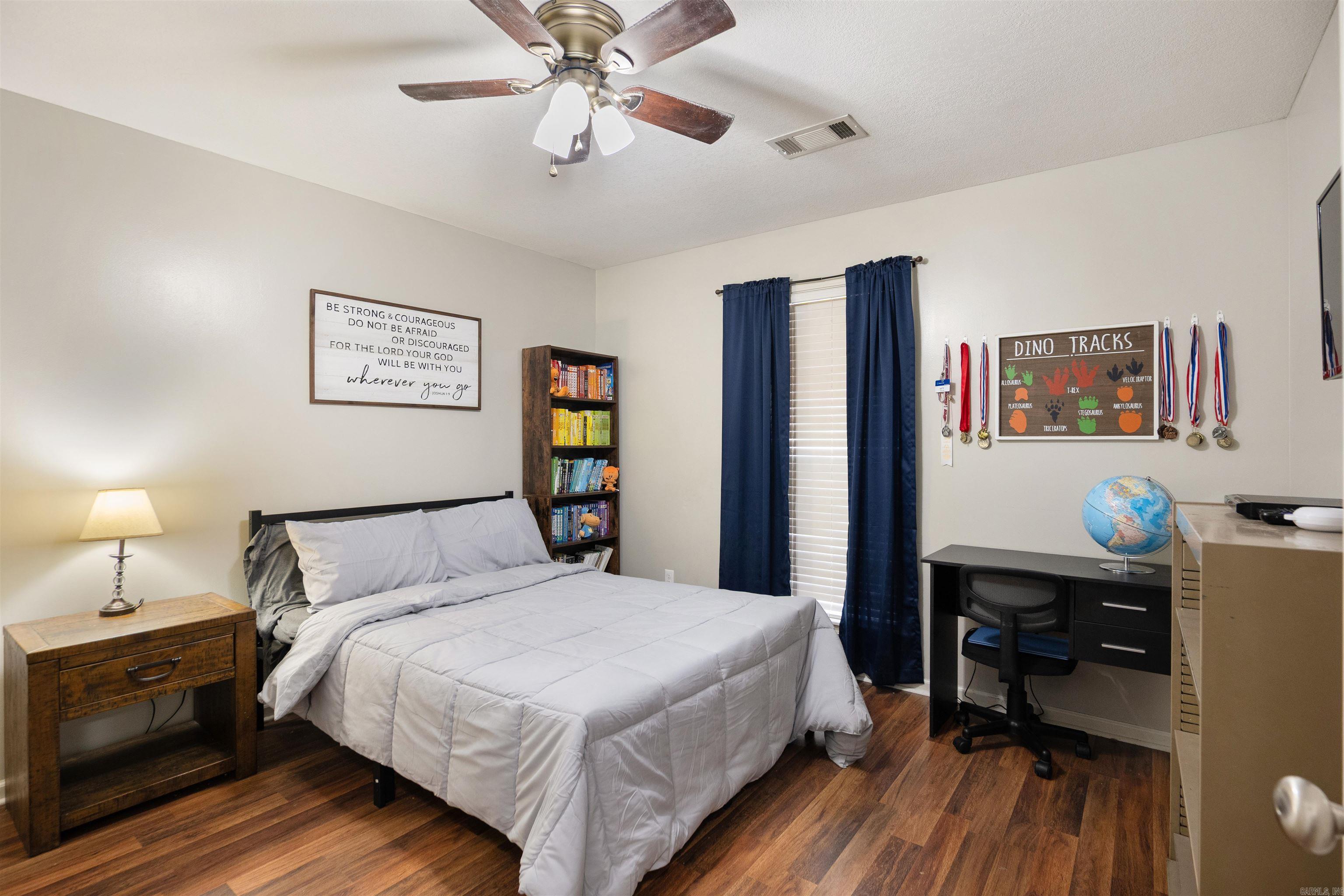 WINDSOR LANDING - Residential