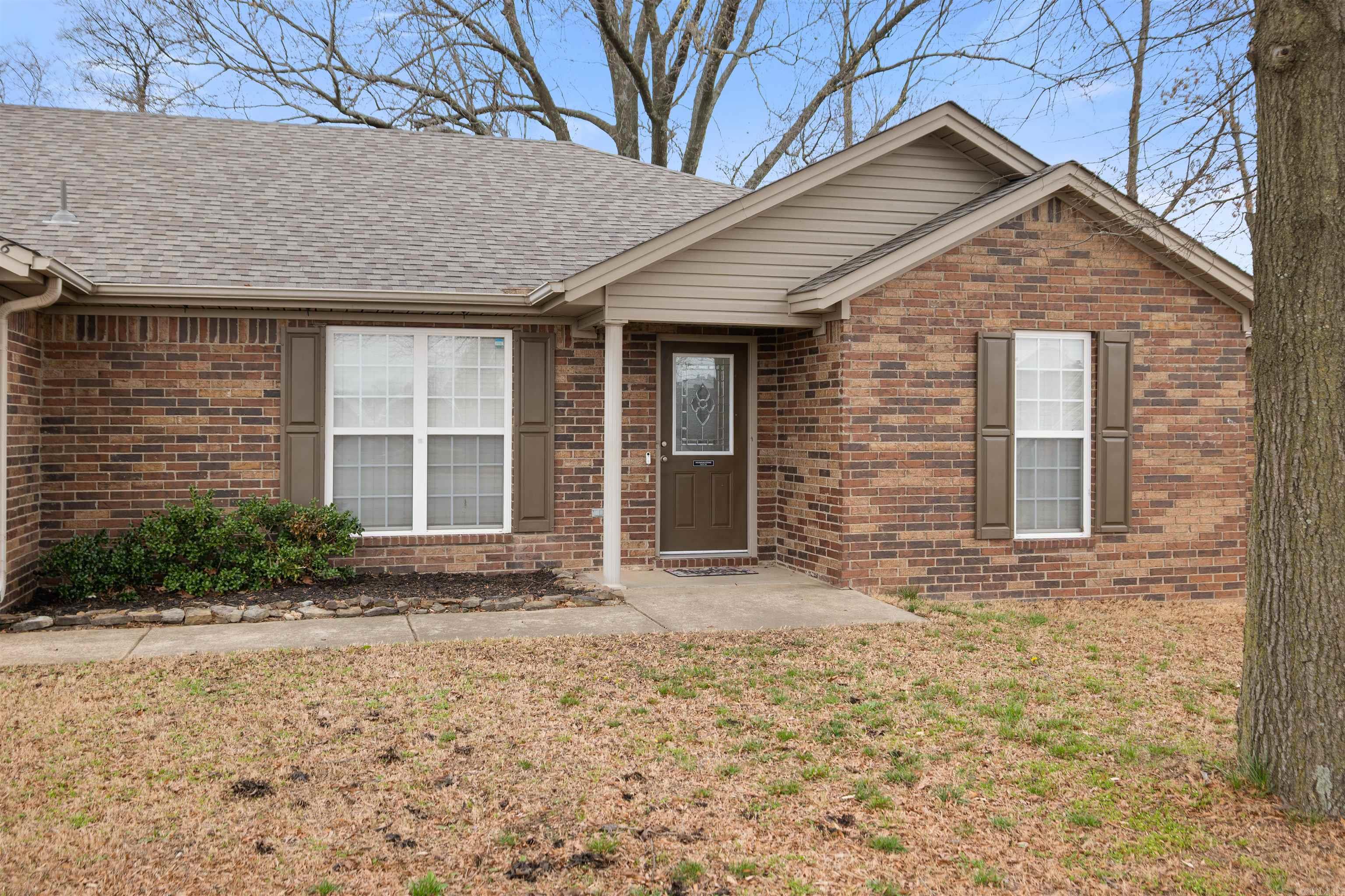 WINDSOR LANDING - Residential