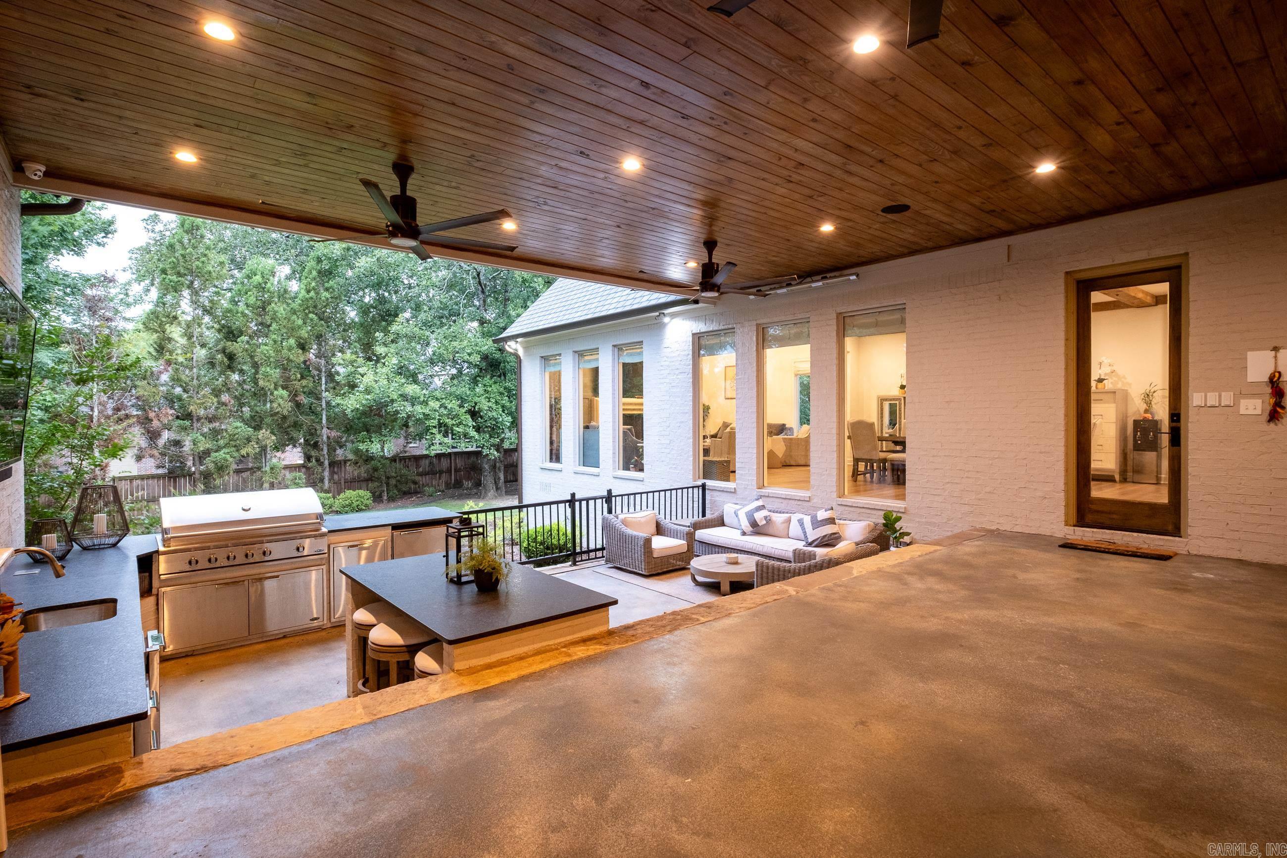 CHENAL VALLEY SOLOGNE CIRCLE - Residential