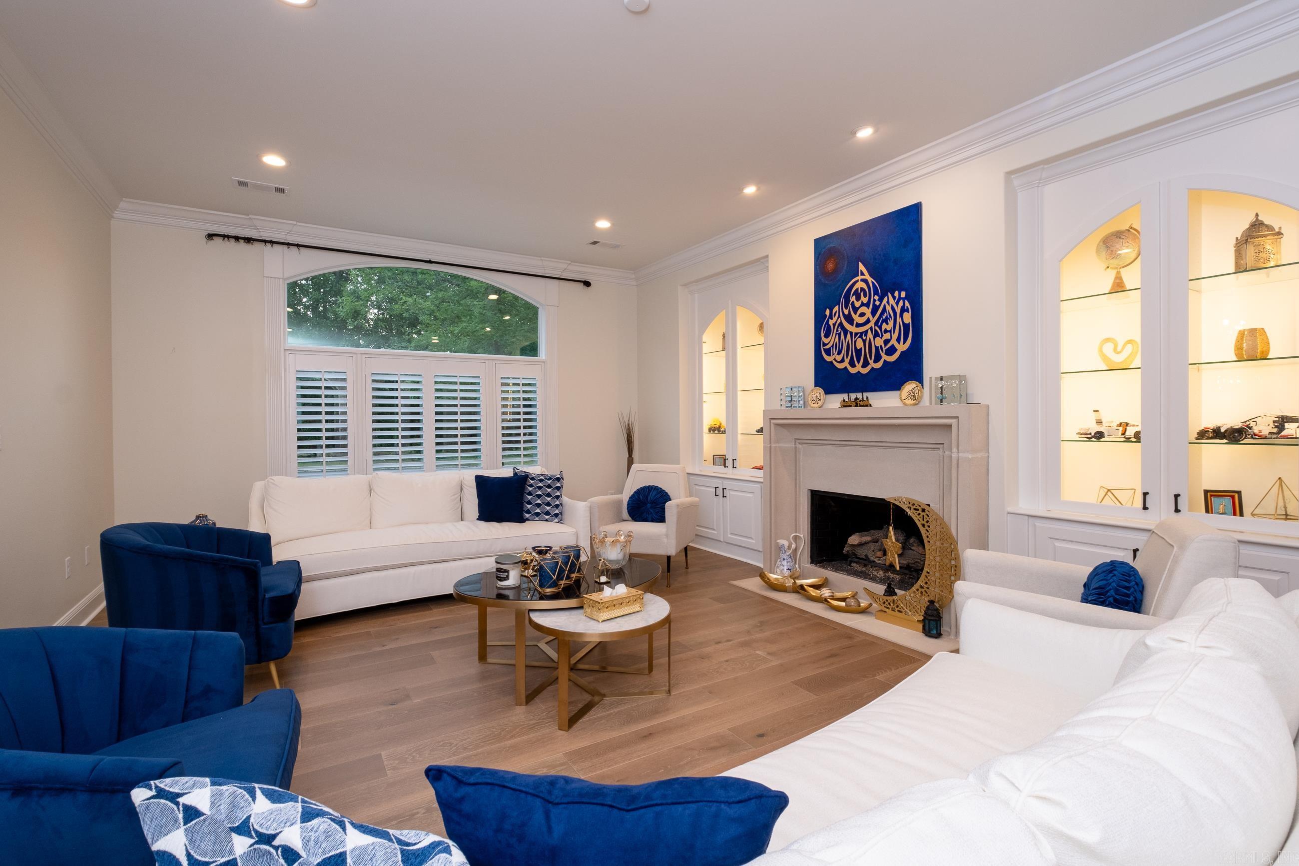 CHENAL VALLEY SOLOGNE CIRCLE - Residential