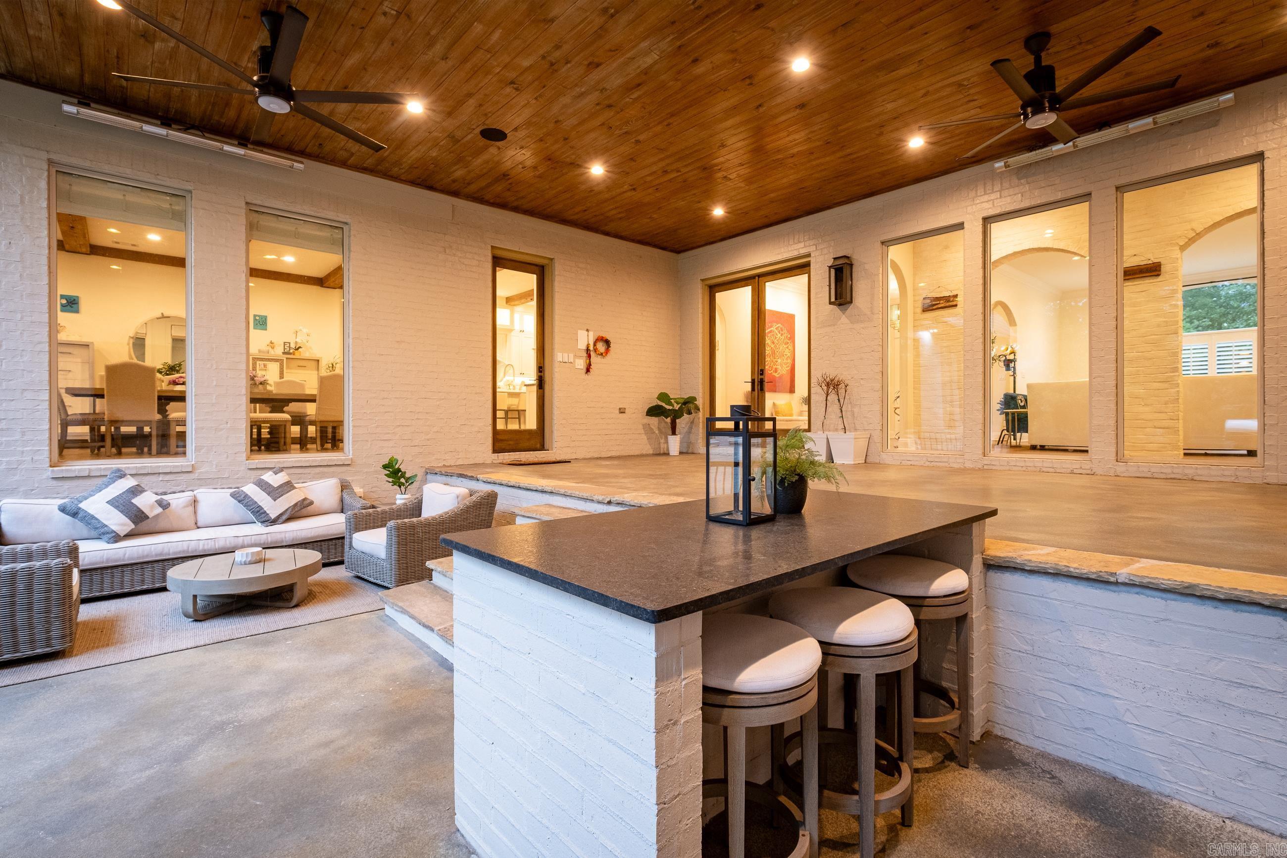 CHENAL VALLEY SOLOGNE CIRCLE - Residential