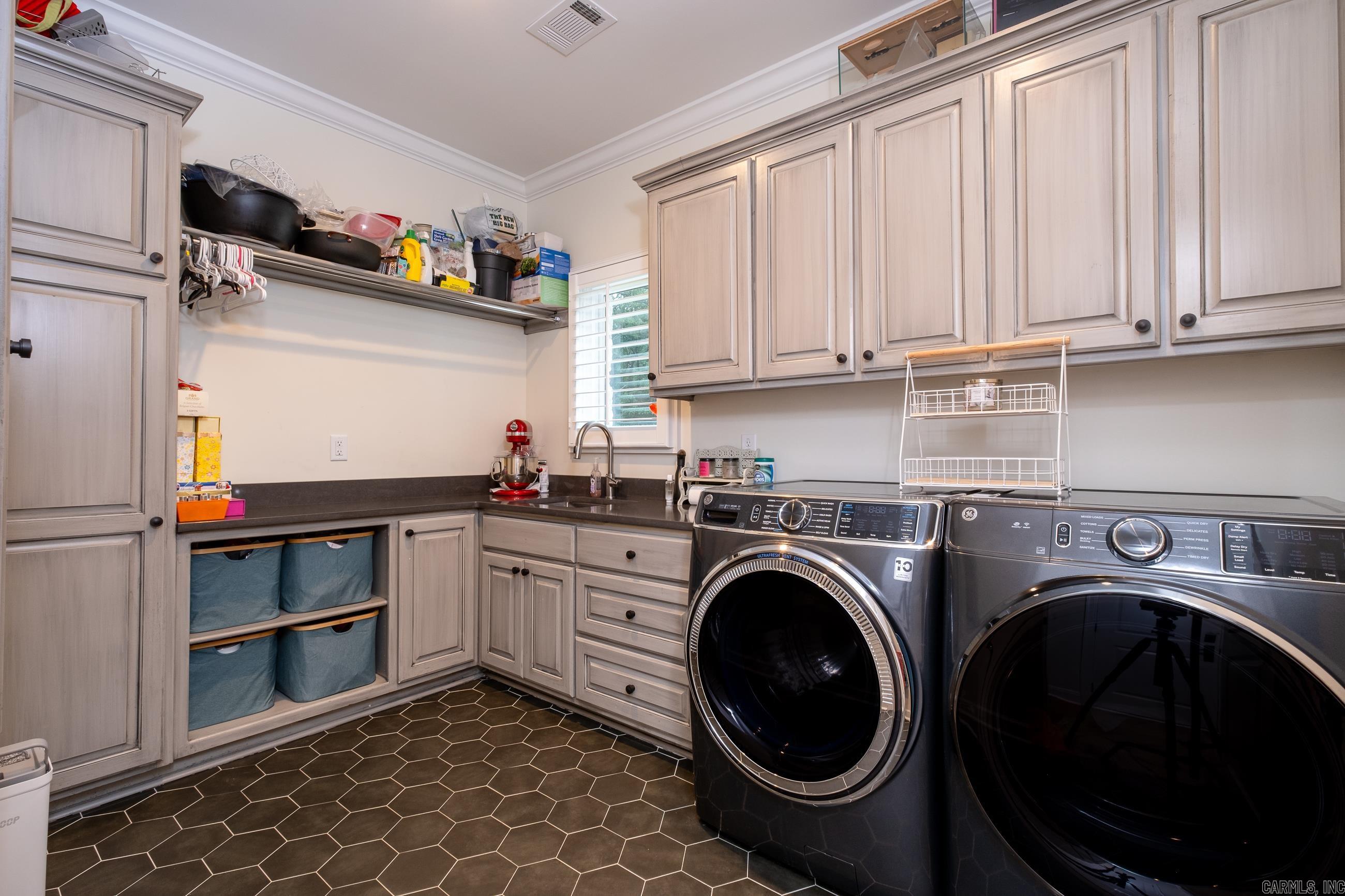 CHENAL VALLEY SOLOGNE CIRCLE - Residential