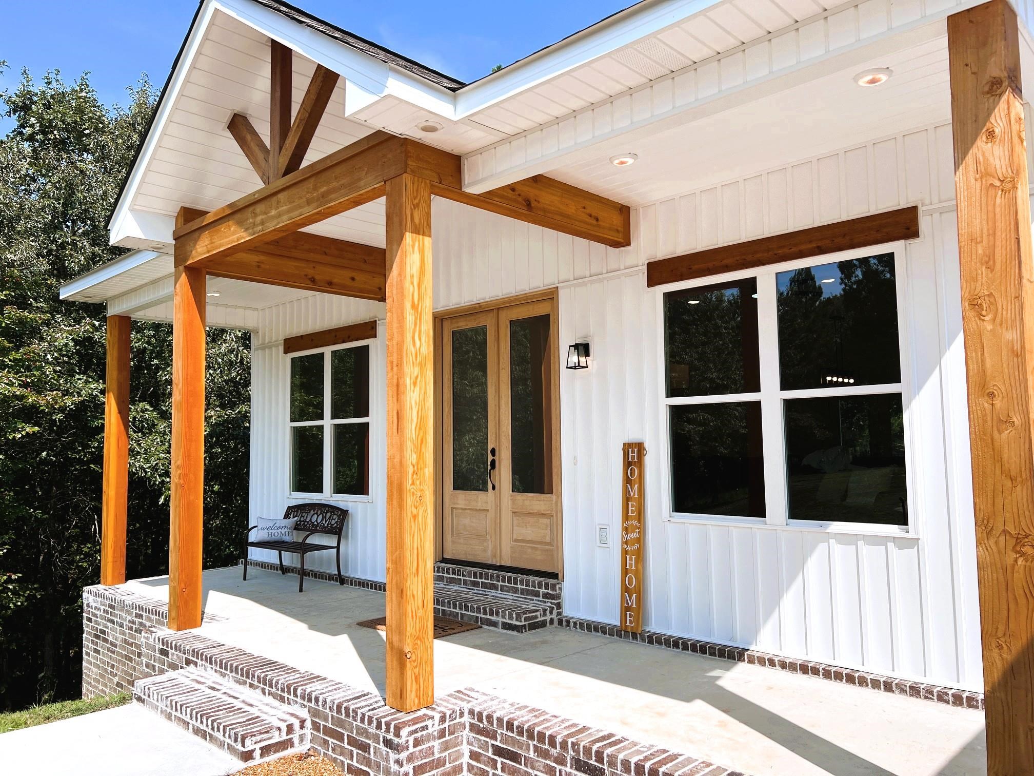 EAST WIND - Residential