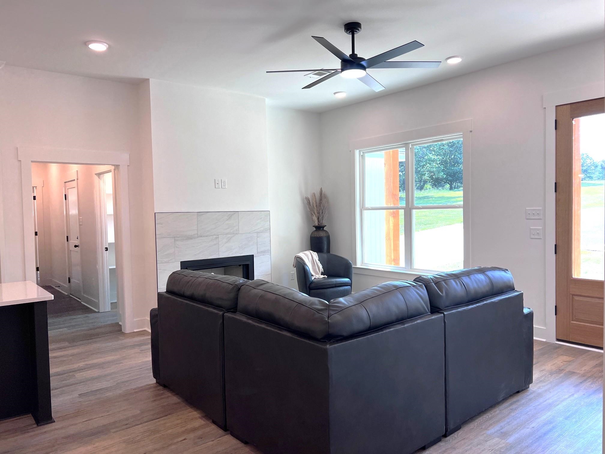 EAST WIND - Residential