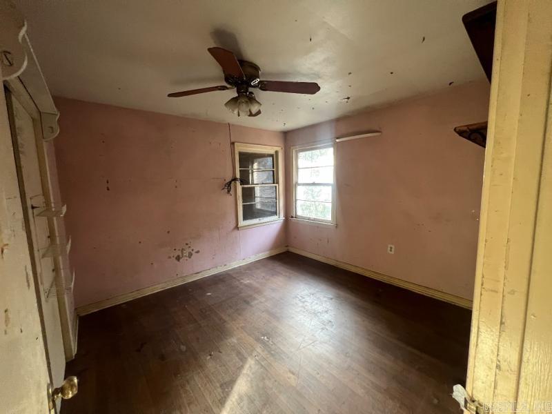 RIVERSIDE ADDN - Residential