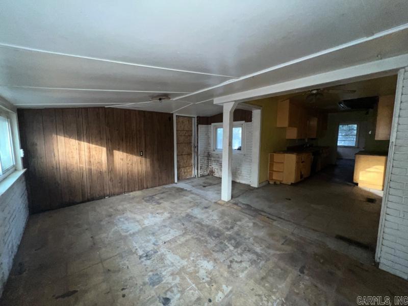 RIVERSIDE ADDN - Residential