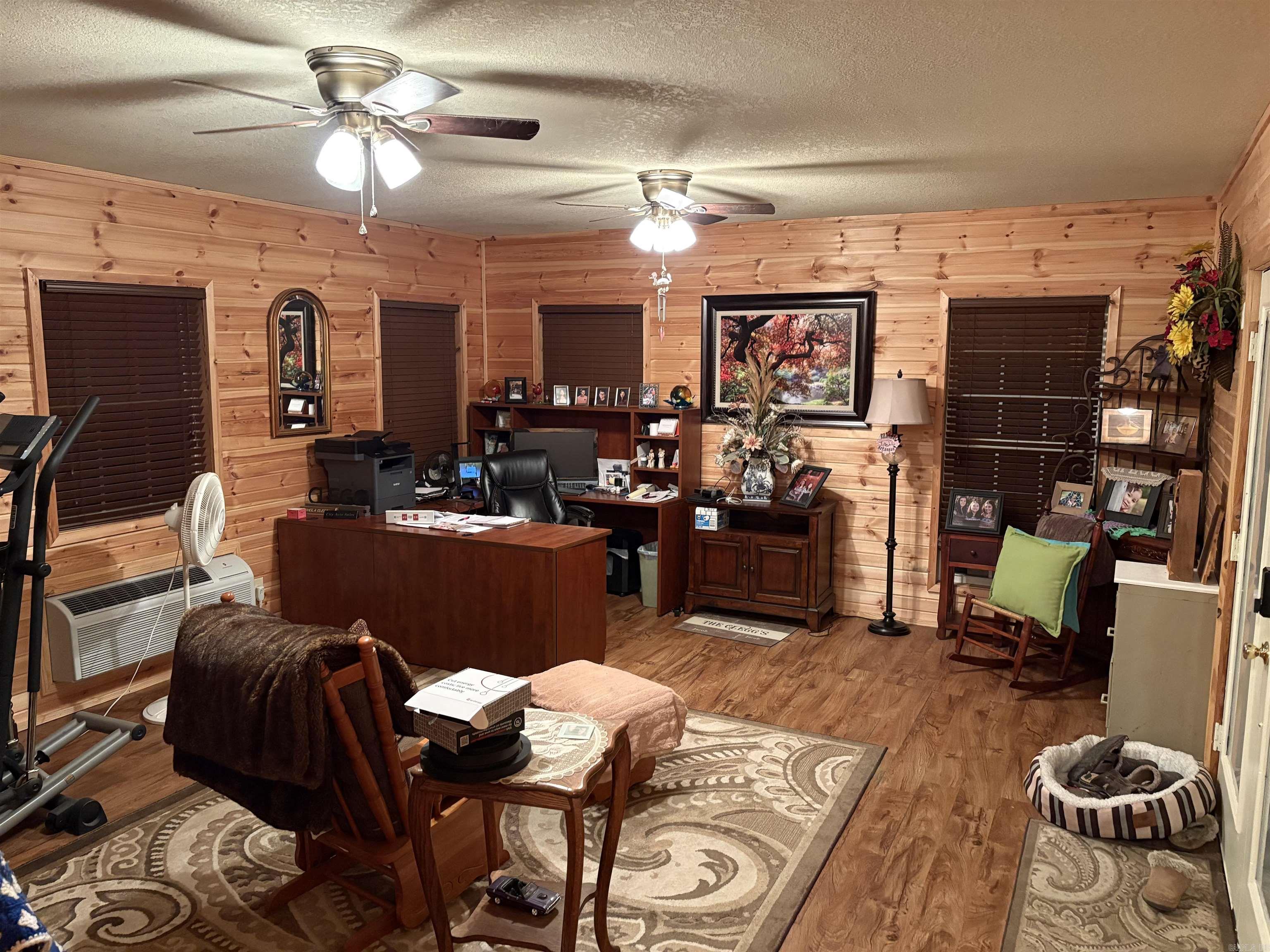 CEDAR VALLEY S/D - Residential