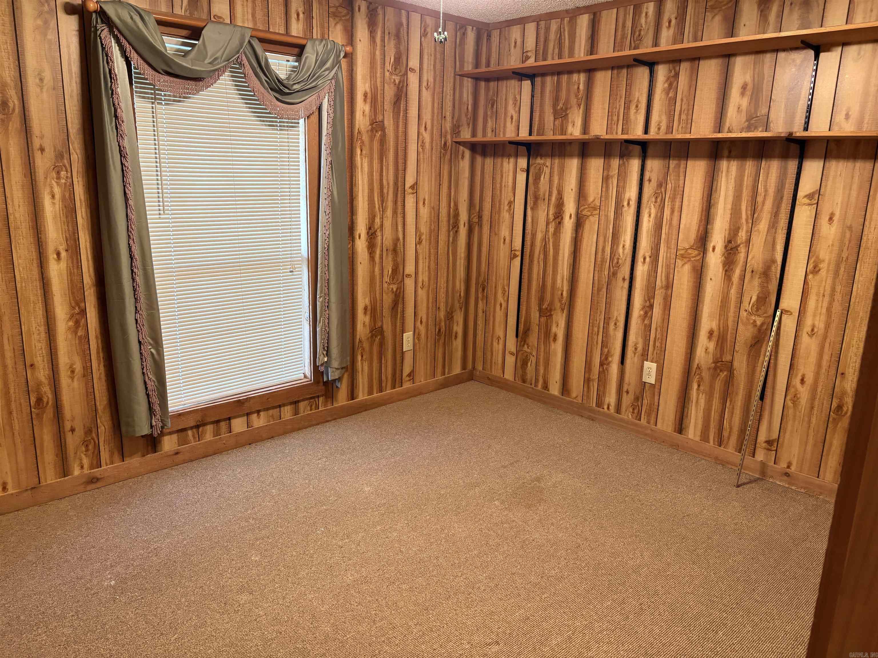 CEDAR VALLEY S/D - Residential