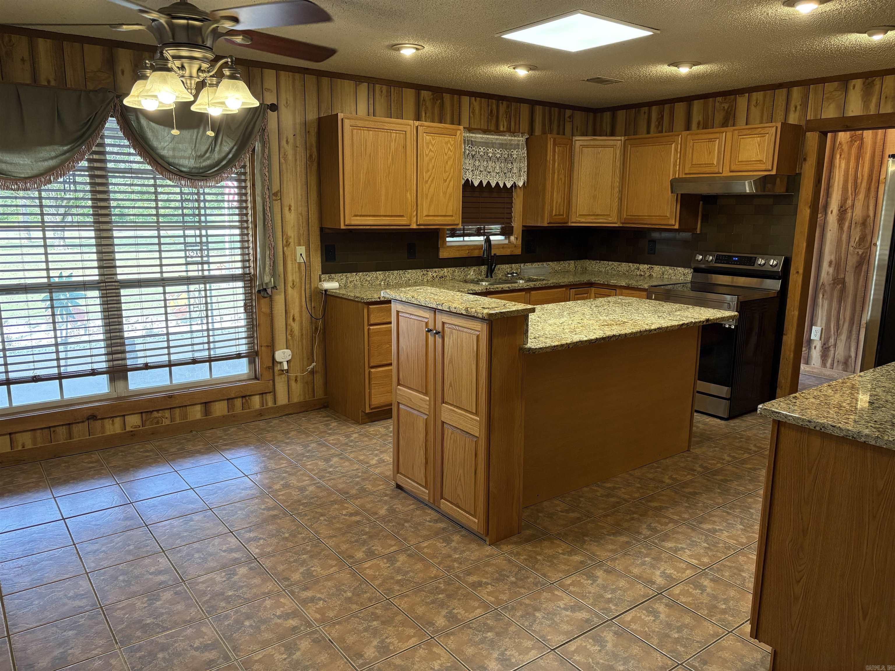 CEDAR VALLEY S/D - Residential