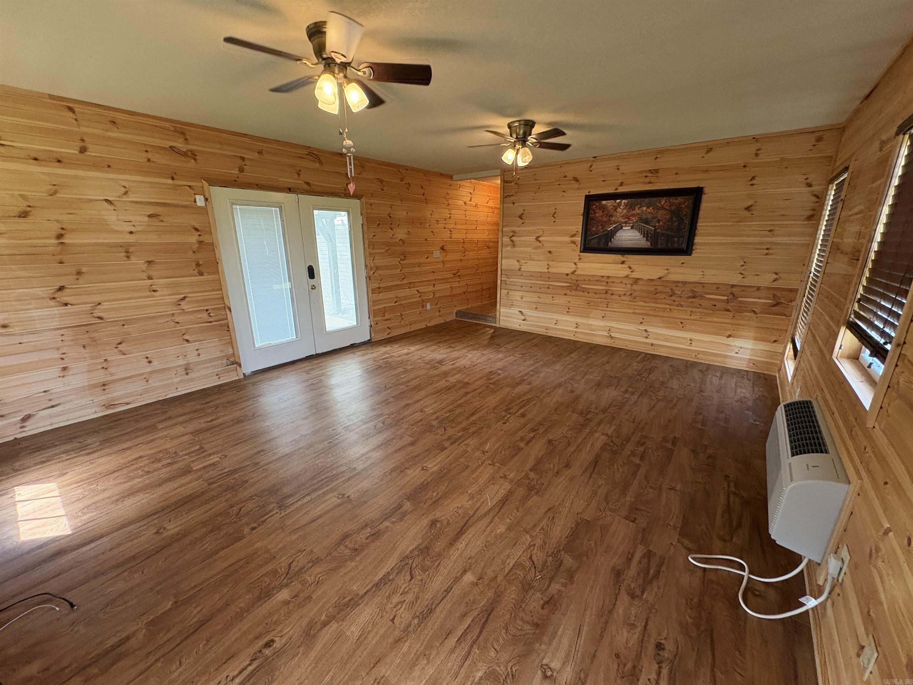 CEDAR VALLEY S/D - Residential